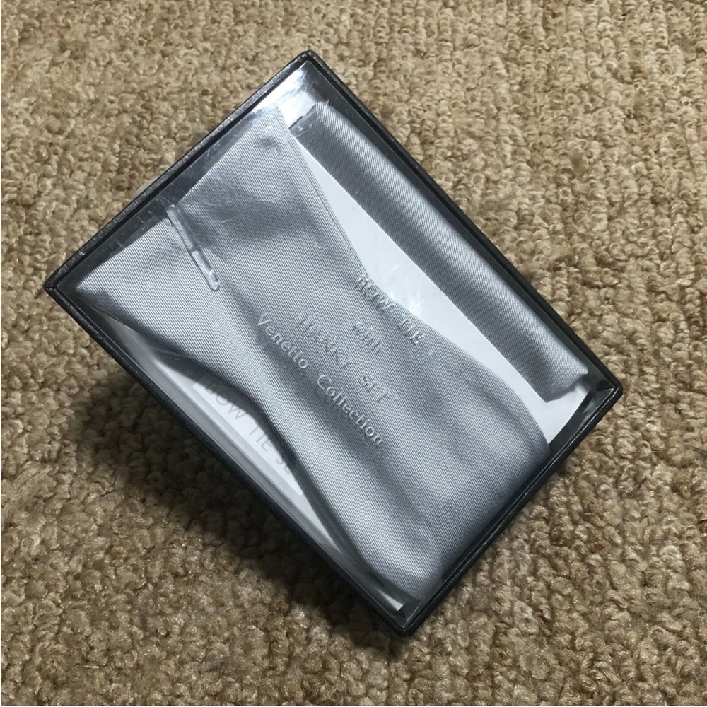 Pure Silk Bow Tie and Hanky Set